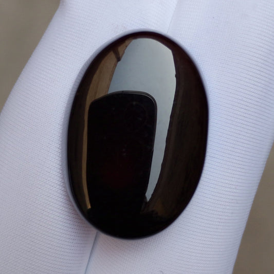 جزة مشكي عقيق طبيعي من اليمن - كابوشون عقيق يماني أسود - 26 قيراط