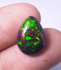3.80 قيراط أوبال للبيع - أوبال ناري أسود - حجر بخت شهر أكتوبر - 15.4x11.4x5mm