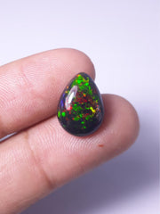 3.80 قيراط أوبال للبيع - أوبال ناري أسود - حجر بخت شهر أكتوبر - 15.4x11.4x5mm