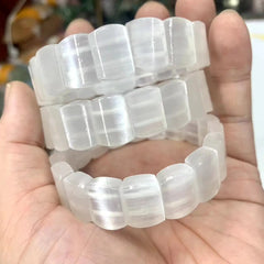 سوار من حجر الكالسيت/السيلينيت الأبيض والأحجار الكريمة، إسورة للنساء للرجال،