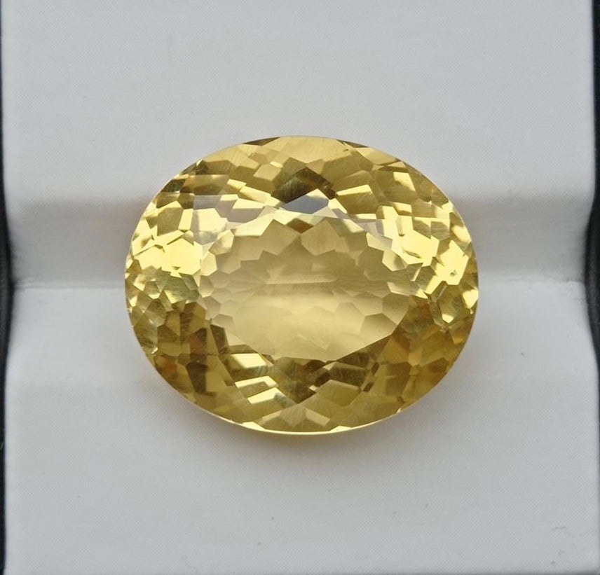 سيترين بيضاوي شفاف 20.1 قيراط للبيع - حجر بخت شهر نوفمبر - 19x16.5x11mm