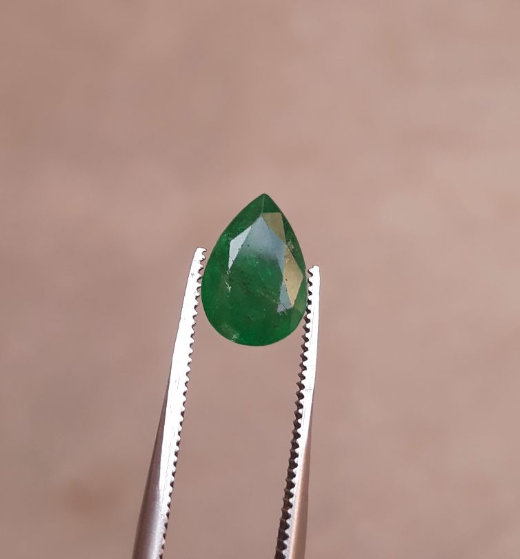 2.80ct Emerald Gemstone - Budh Ratna - Zamurd - Panna Stone, Pachu Stone, Markat Mani Stone -10x7mm 2.80ct Emerald Gemstone - Budh Ratna - Zamurd - Panna Stone, Pachu Stone, Markat Mani Stone -10x7mm