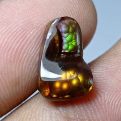 5.6ct Natural Purple , Green and Yellow Fire Agate - Perfect Gemstone Gift For All - Dimensions 14x9x5.5mm
