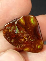 28ct Rainbow Mexican Fire Agate suitable for Pendant, Rare Fire Agate - Dimensions 22x21mm