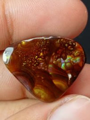 28ct Rainbow Mexican Fire Agate suitable for Pendant, Rare Fire Agate - Dimensions 22x21mm