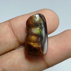 عقيق ناري نادر عيار 24.1 قيراط مع نيران متعددة - الأبعاد 25x13x8 ملم