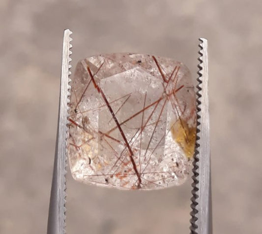 7.40ct Red  Tourmalated Quartz - Red Rutile Quartz - Rutilated Quartz