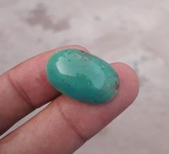 مصفوفة خضراء فيروزية طبيعية مع البيريت، فيروزة شجري، شكل بيضاوي، حجر فيروزا حقيقي، الأبعاد-25×16 ملم