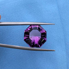 16ct Top Quality Amethyst from Brazil - Natural Amethyst Crystal - 16.8x16.8x11mm