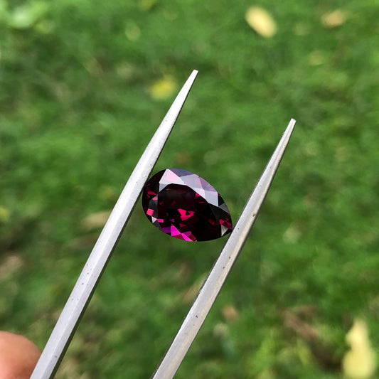 4.1ct Pyrope Garnet - Natural Faceted Pyrope Gem -