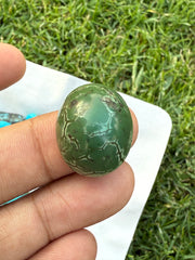 حجر فيروزي طبيعي عيار 28 قيراطًا مع البيريت، أبعاد الحجر 25×14 مم