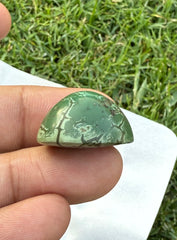 حجر فيروزي طبيعي عيار 28 قيراطًا مع البيريت، أبعاد الحجر 25×14 مم