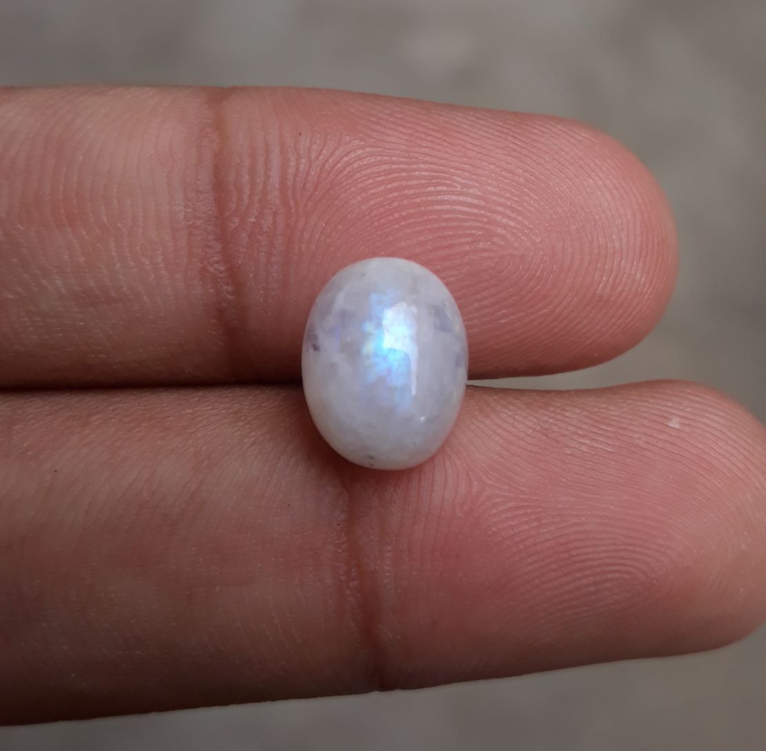 حجر القمر 6 قيراط للبيع - Adularia MoonStone - حجر القمر قوس قزح - حجر بخت شهر يونيو -12x9x7mm حجر القمر 6 قيراط للبيع - Adularia MoonStone - حجر القمر قوس قزح - حجر بخت شهر يونيو -12x9x7mm