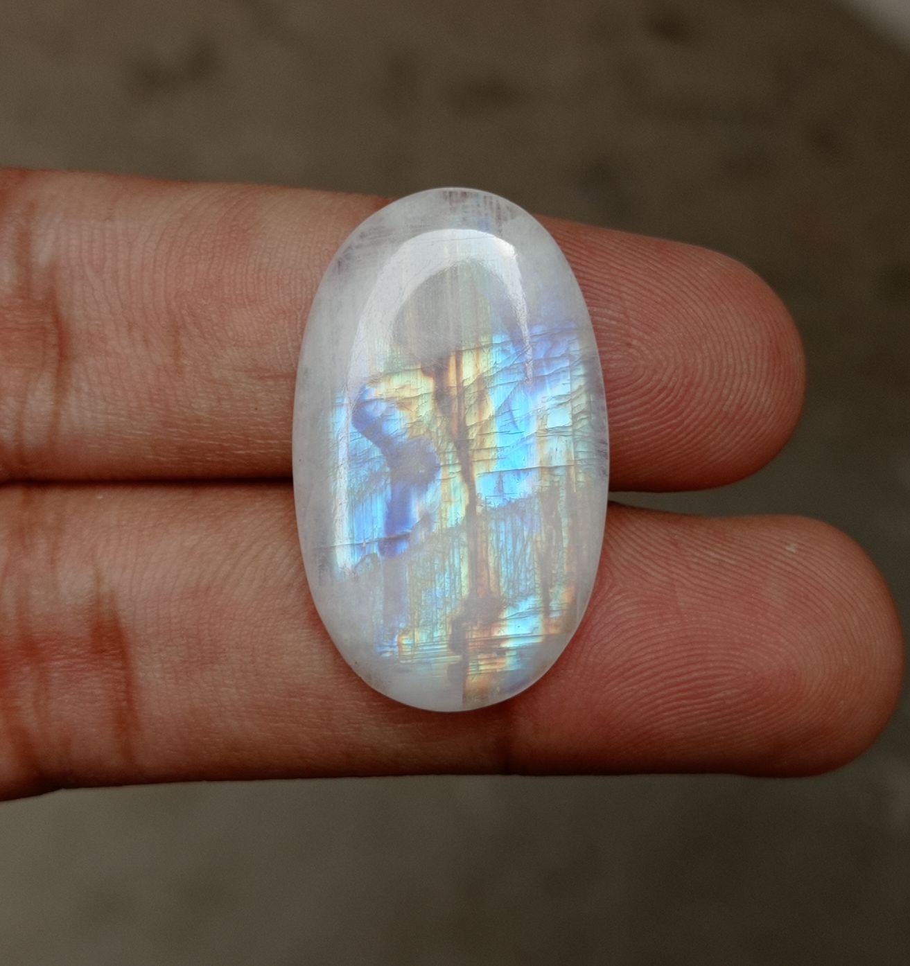 حجر القمر 23 قيراط للبيع - Adularia MoonStone - حجر القمر قوس قزح - حجر بخت شهر يونيو -32x19mm حجر القمر 23 قيراط للبيع - Adularia MoonStone - حجر القمر قوس قزح - حجر بخت شهر يونيو -32x19mm