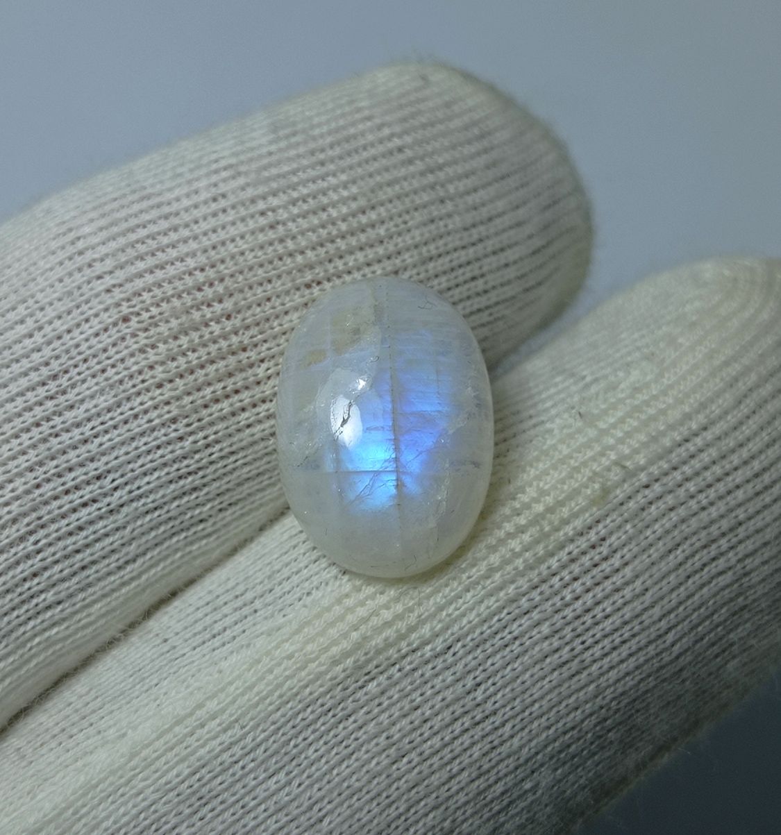 حجر القمر 5.2 قيراط للبيع - Adularia MoonStone - حجر القمر قوس قزح - حجر بخت شهر يونيو -14x9x4mm حجر القمر 5.2 قيراط للبيع - Adularia MoonStone - حجر القمر قوس قزح - حجر بخت شهر يونيو -14x9x4mm