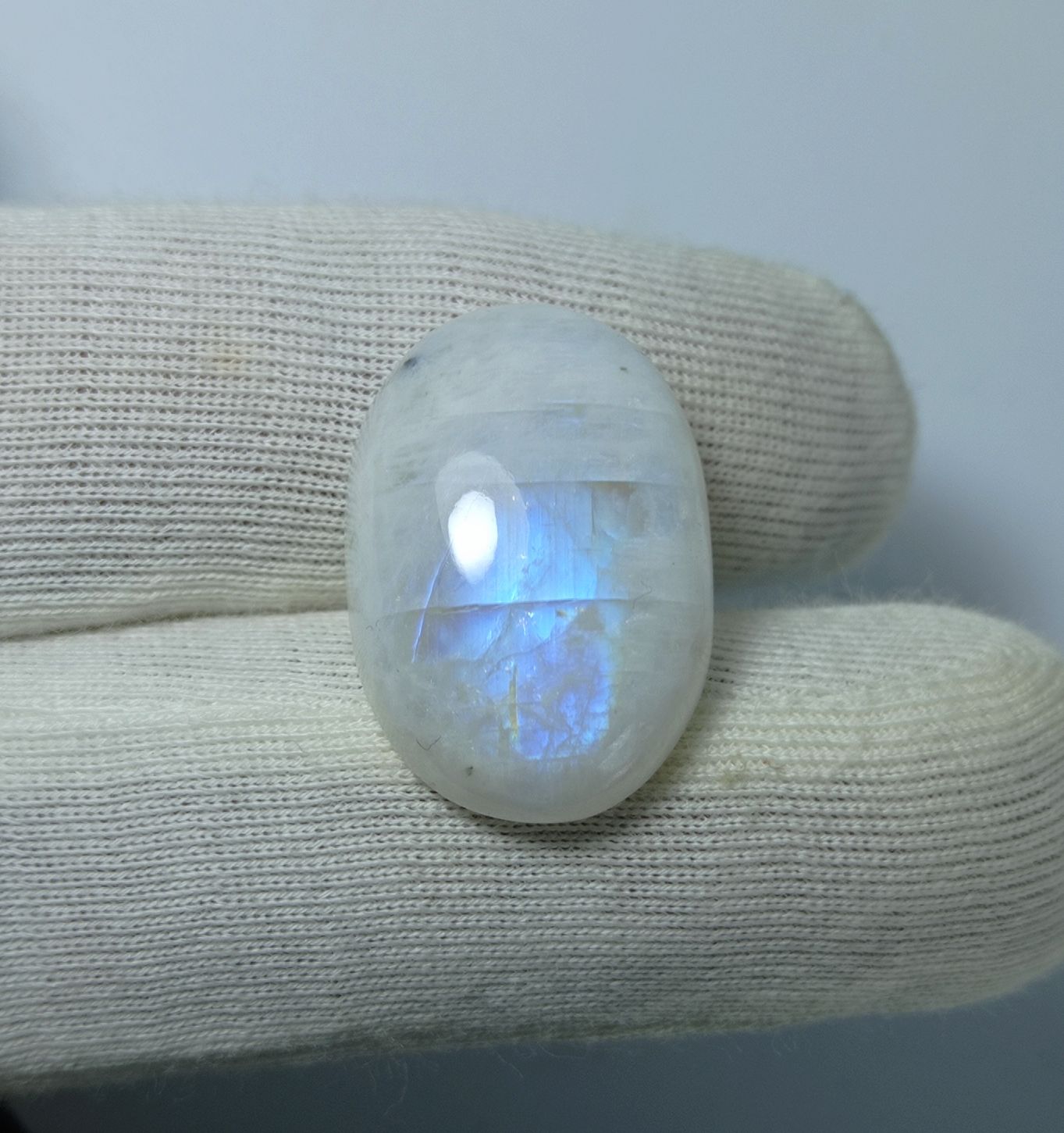 حجر القمر 22 قيراط للبيع - Adularia MoonStone - حجر القمر قوس قزح - حجر بخت شهر يونيو -24x16x7mm حجر القمر 22 قيراط للبيع - Adularia MoonStone - حجر القمر قوس قزح - حجر بخت شهر يونيو -24x16x7mm