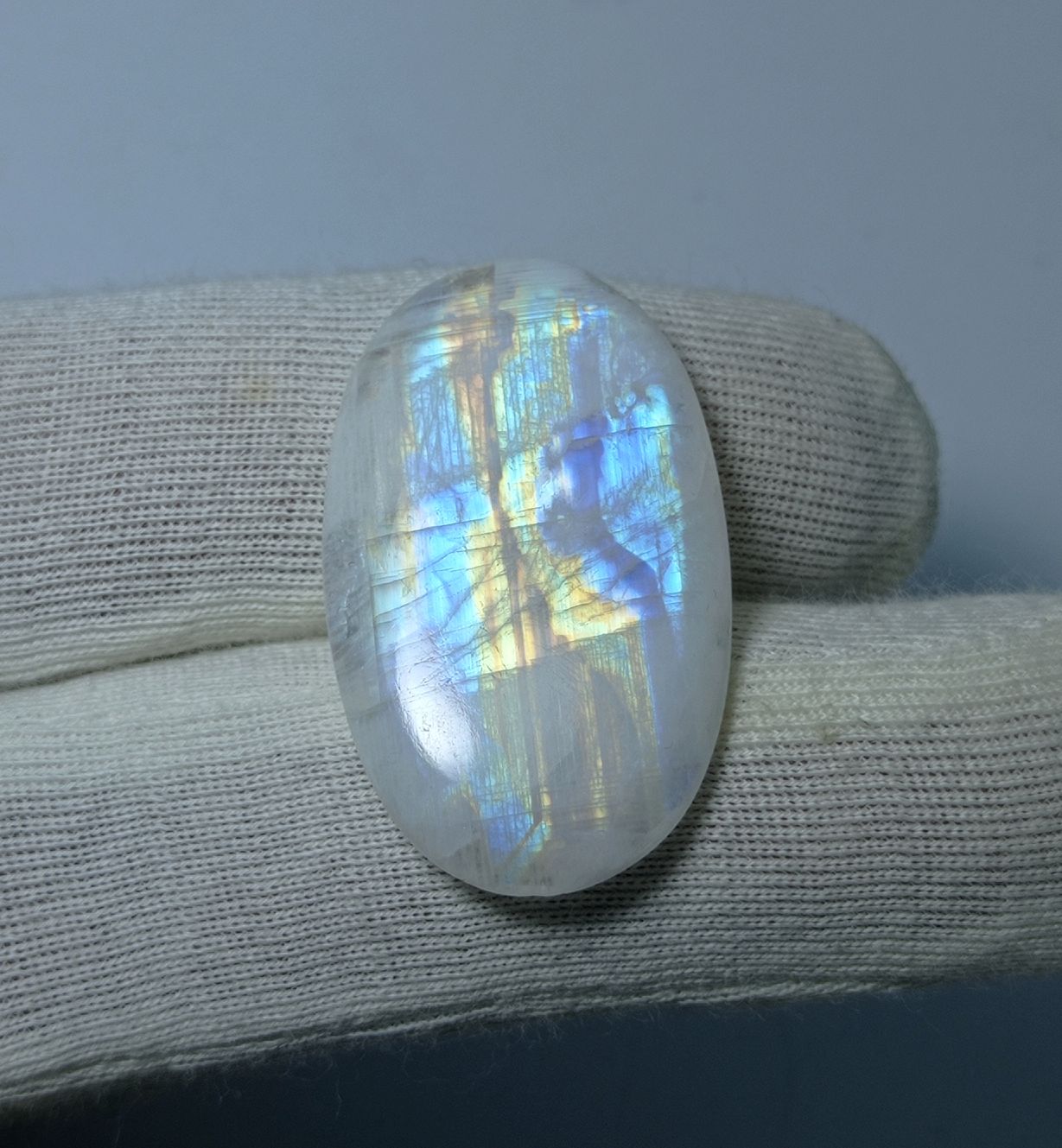 حجر القمر 23 قيراط للبيع - Adularia MoonStone - حجر القمر قوس قزح - حجر بخت شهر يونيو -32x19mm حجر القمر 23 قيراط للبيع - Adularia MoonStone - حجر القمر قوس قزح - حجر بخت شهر يونيو -32x19mm