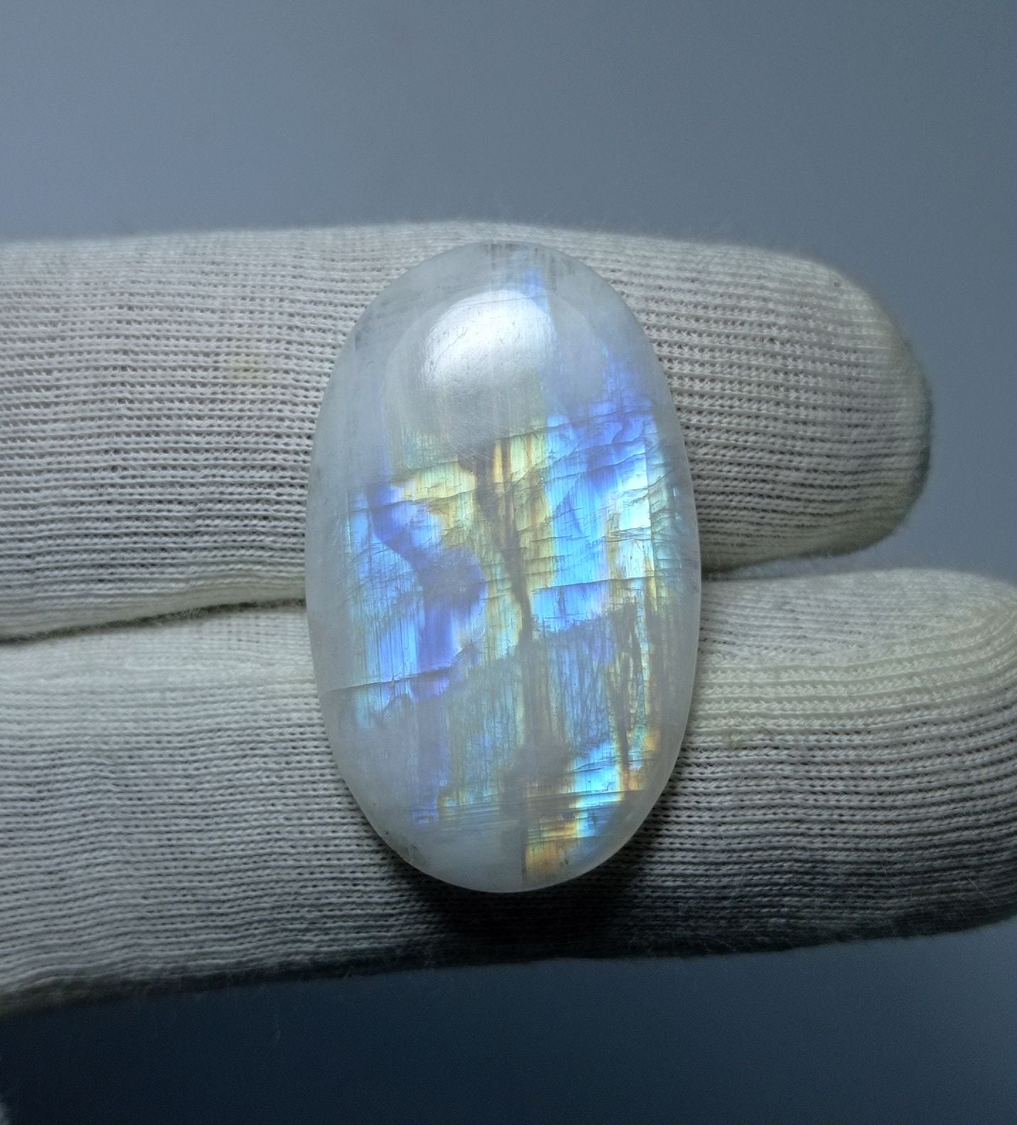 حجر القمر 23 قيراط للبيع - Adularia MoonStone - حجر القمر قوس قزح - حجر بخت شهر يونيو -32x19mm حجر القمر 23 قيراط للبيع - Adularia MoonStone - حجر القمر قوس قزح - حجر بخت شهر يونيو -32x19mm