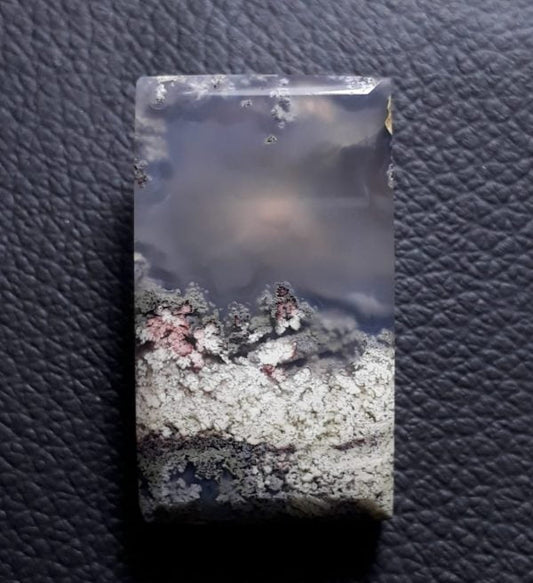 42ct Moss Agate - White Moss Agate - 31x18x7mm