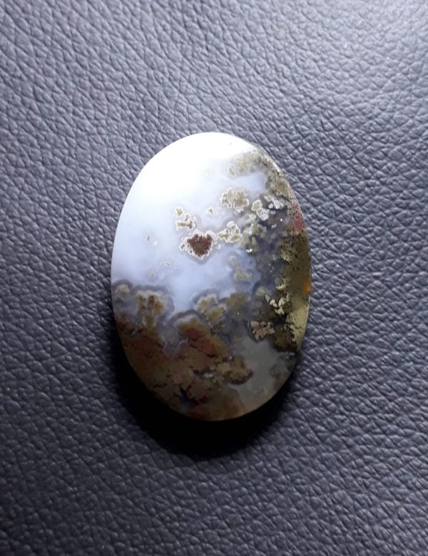 33ct Moss Agate - Green Moss Agate - 35x25x7.2mm 33ct Moss Agate - Green Moss Agate - 35x25x7.2mm