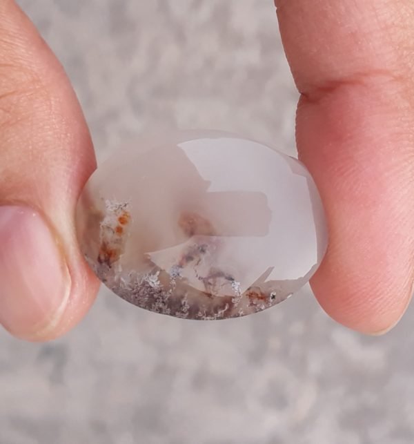 21.5ct Moss Agate - White Moss Agate - 24x18x7mm 21.5ct Moss Agate - White Moss Agate - 24x18x7mm