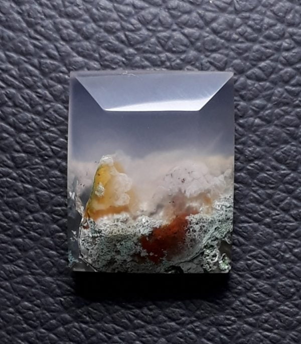 10ct Moss Agate - White Moss Agate - 15.5x13x5mm 10ct Moss Agate - White Moss Agate - 15.5x13x5mm