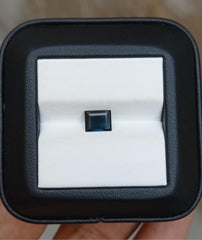 حجر كريم تورمالين إنديكوليت طبيعي 1.05 قيراط - حجر بخت شهر أكتوبر