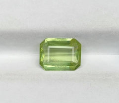 حجر كريم زبرجد 2.40 قيراط - أوليفين - جوهرة كريسوليت - حجر بخت شهر أغسطس - 9.5x7.5x3.5 ملم