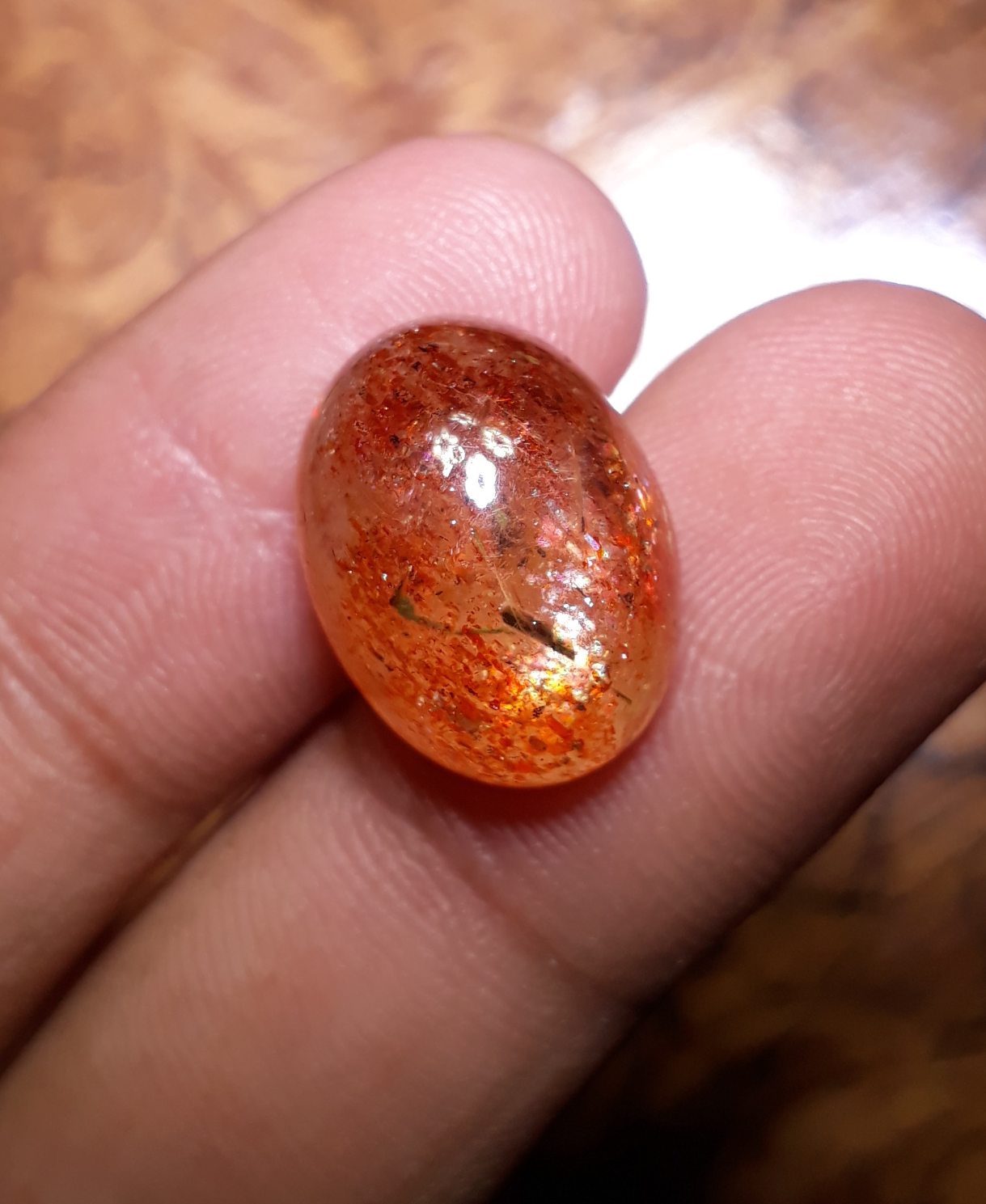 14.7ct Natural SunStone Cabochon - Heliolite - Aventurescent Feldspar - August Birthstone - 17 x 13 mm 14.7ct Natural SunStone Cabochon - Heliolite - Aventurescent Feldspar - August Birthstone - 17 x 13 mm