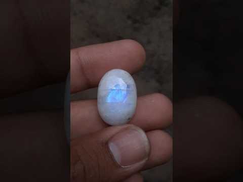 حجر القمر 22 قيراط للبيع - Adularia MoonStone - حجر القمر قوس قزح - حجر بخت شهر يونيو -24x16x7mm
