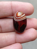 33ct Classy Curved Banded Agate Cabochon - Sulaimani Aqeeq - 26x17mm