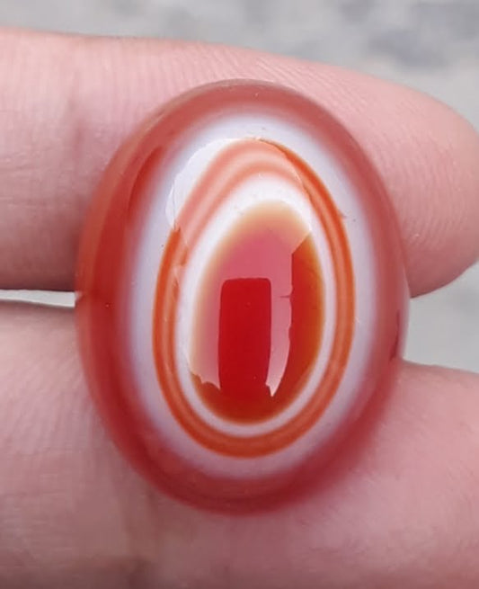 36ct Natural Red Eye Agate For Sale - Aqeeq - Dimension 23x18x12mm