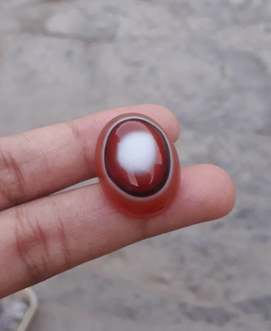 38.6ct Natural White Eye Agate For Sale - Aqeeq - Dimension 23x18x12mm