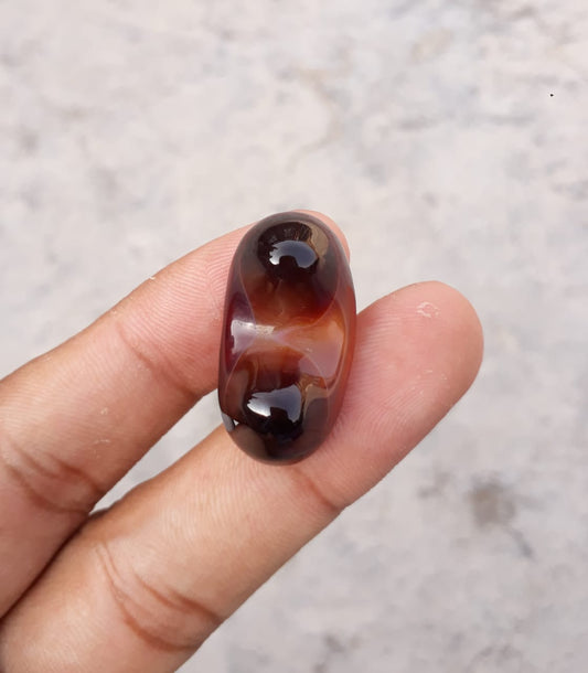 29.7ct Natural Eye Agate For Sale - Aqeeq - Dimension 29x15x11mm