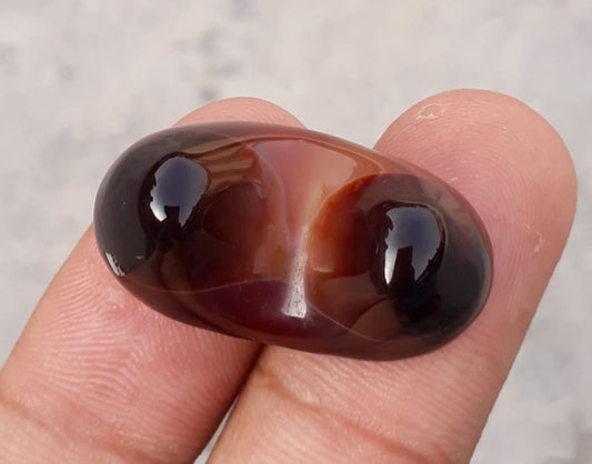 29.7ct Natural Eye Agate For Sale - Aqeeq - Dimension 29x15x11mm
