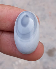 عقيق طبيعي عيار 23.3 قيراط للبيع - العقيق - الأبعاد 26x16x7 ملم