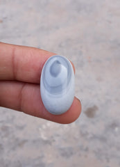 عقيق طبيعي عيار 23.3 قيراط للبيع - العقيق - الأبعاد 26x16x7 ملم