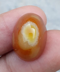 عقيق طبيعي 21.2 قيراط للبيع - العقيق - البعد 19x14x12 ملم