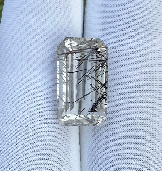 7.3 قيراط من الكوارتز التورماليني الأسود - كوارتز روتيل أسود