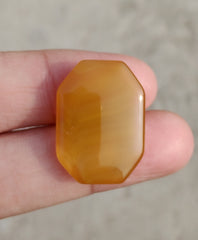 Natural Carnelian Gemstone- Yellow Aqeeq- 21.9ct     18x25mm