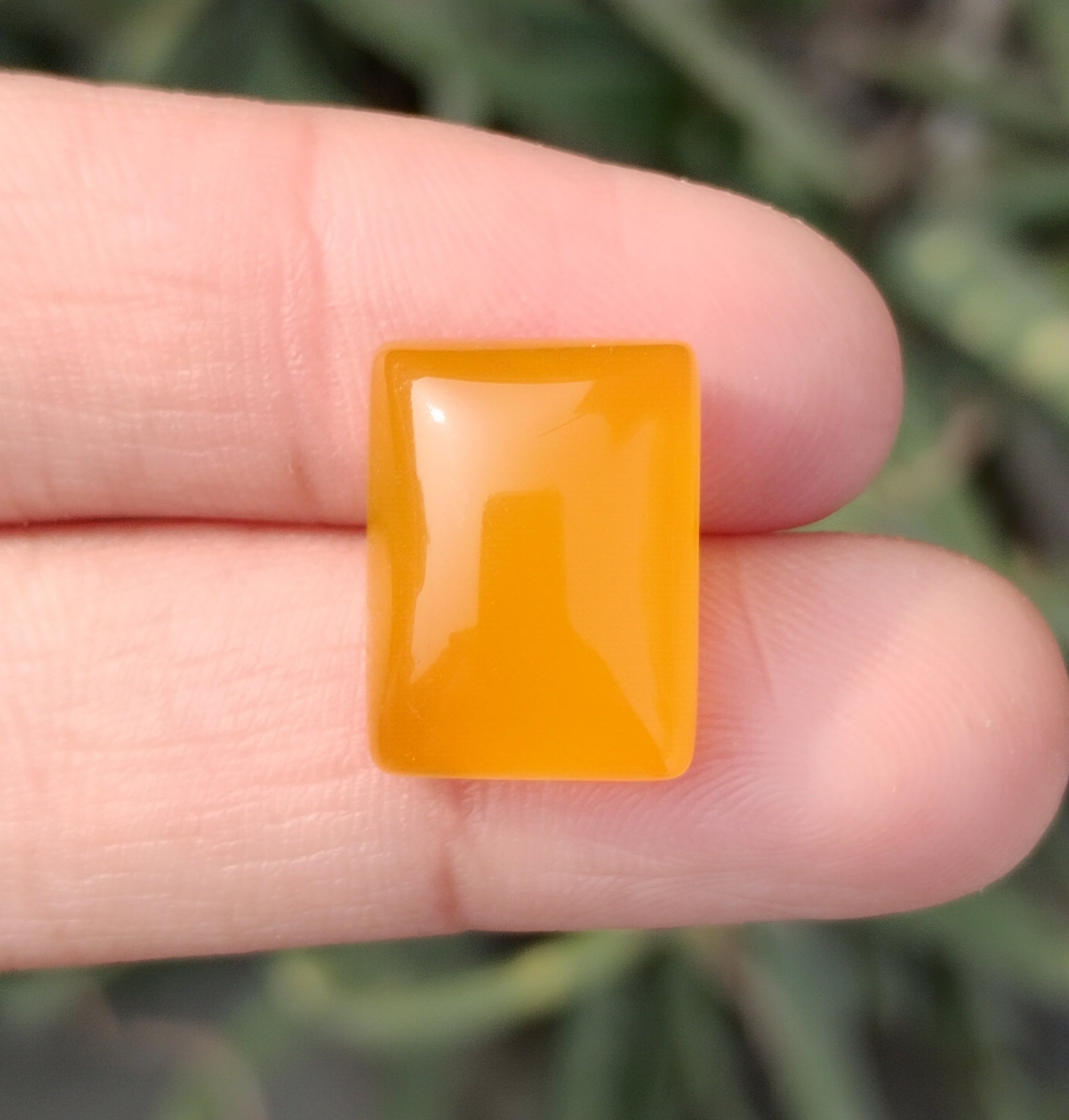 13.1ct Natural Carnelian Gemstone- Yellow Aqeeq- 12x16mm