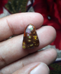 11.2ct Bubbly Fire Agate wit green purple and yellow hues - Perfect Gemstone Gift For All - Dimensions 18x13x6mm