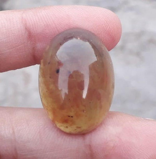 11ct 天然琥珀凸圆形宝石 - 也被称为北方黄金 - 14.8x17.5mm 