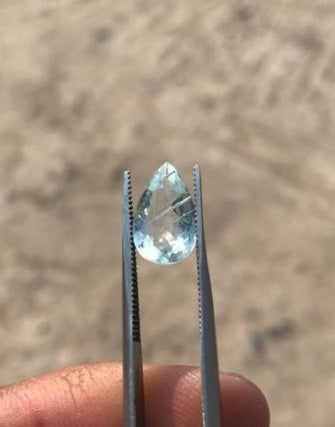 2.5ct Natural Pear-Shaped Aquamarine Gemstone - March Birthstone - 12.8x8x4.2mm
