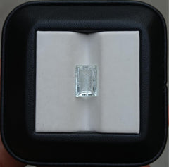 قطع مستطيلة من كريستال الزبرجد الطبيعي 2.7 قيراط - حجر بخت شهر مارس - 10.5x7x4 ملم