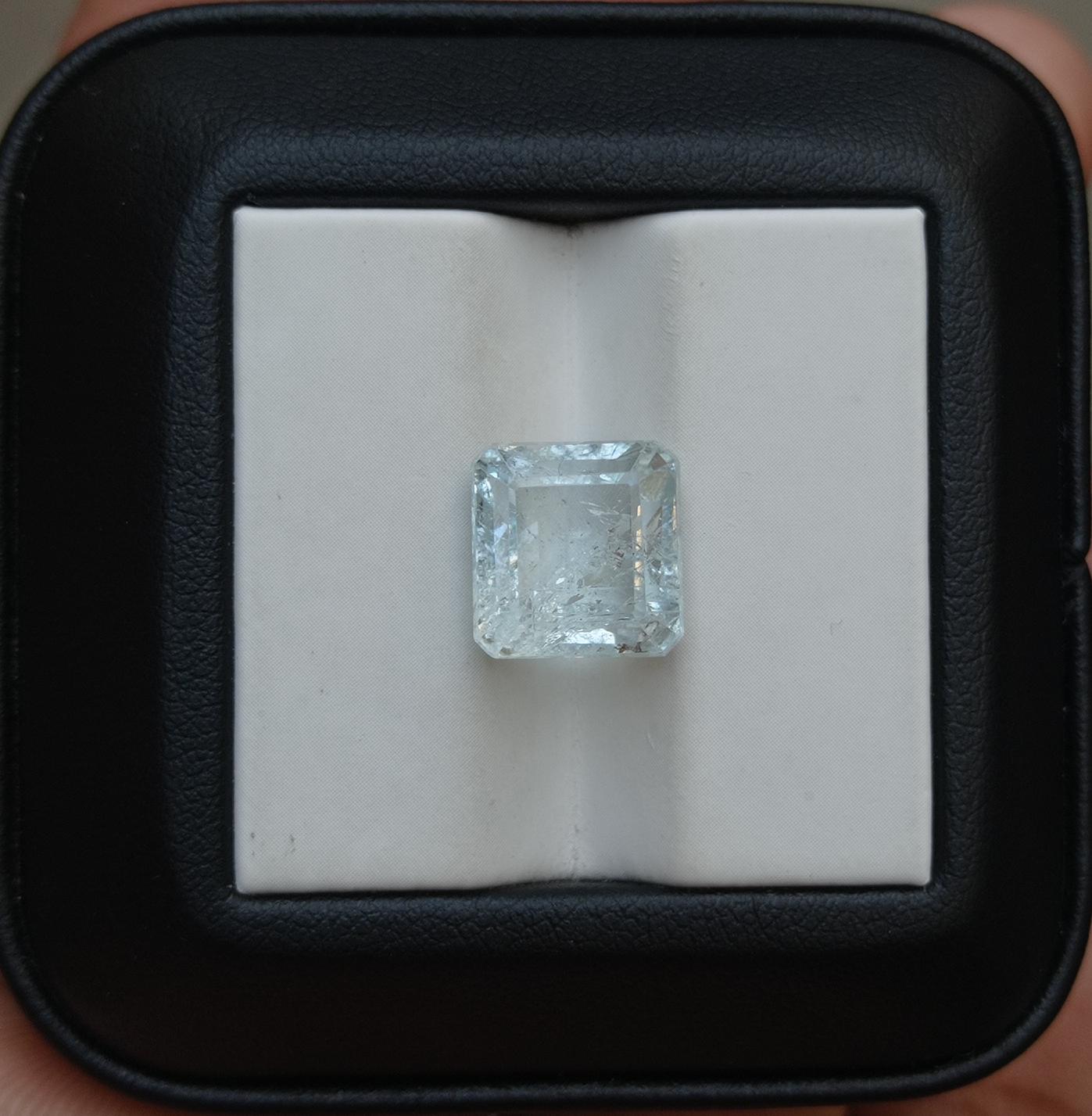8ct Natural Aquamarine Gemstone - March Birthstone - 10.8x10x8mm