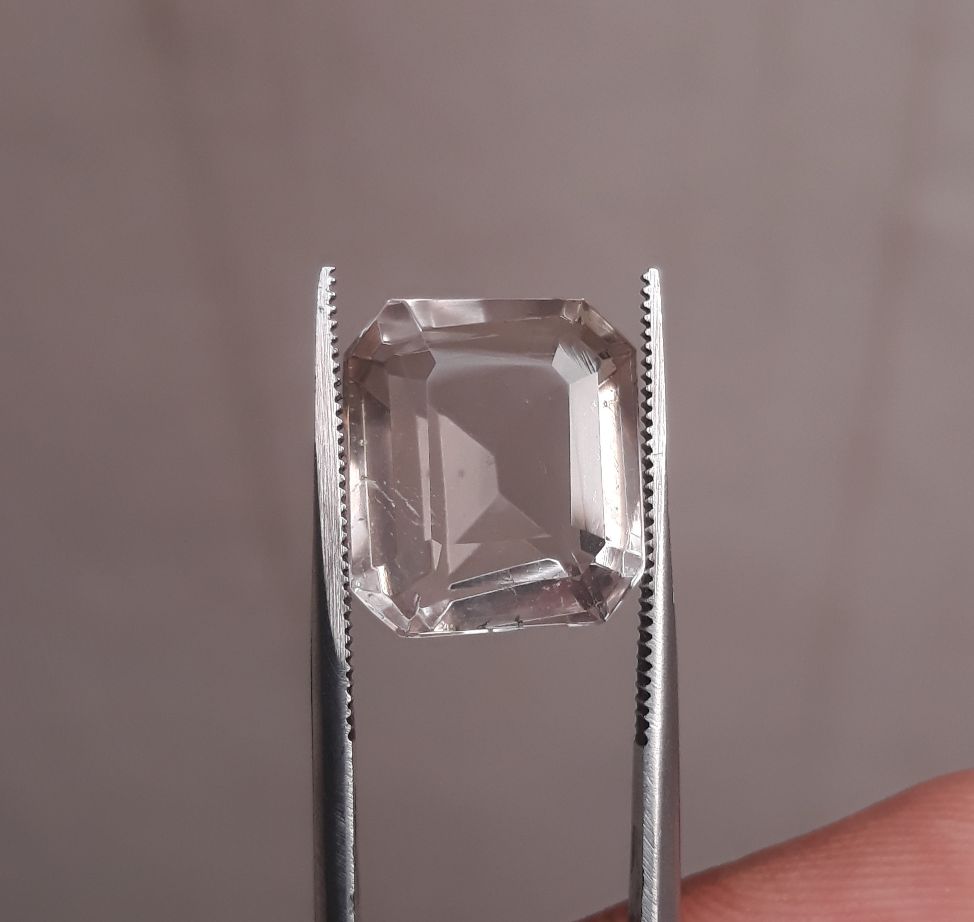 14.3ct Dur e Najaf - Pearl of Najaf Fancy Cut Transparent - April Birthstone - Rock Crystal Quartz -15x13mm