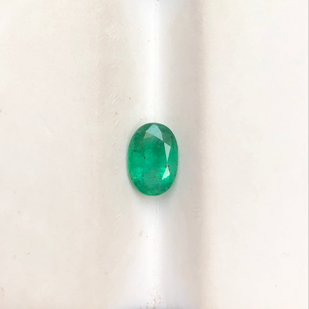 0.80ct Emerald for sale - Budh Ratna - Zamurd - Pachu Stone, Markat Mani Stone - 8x6mm