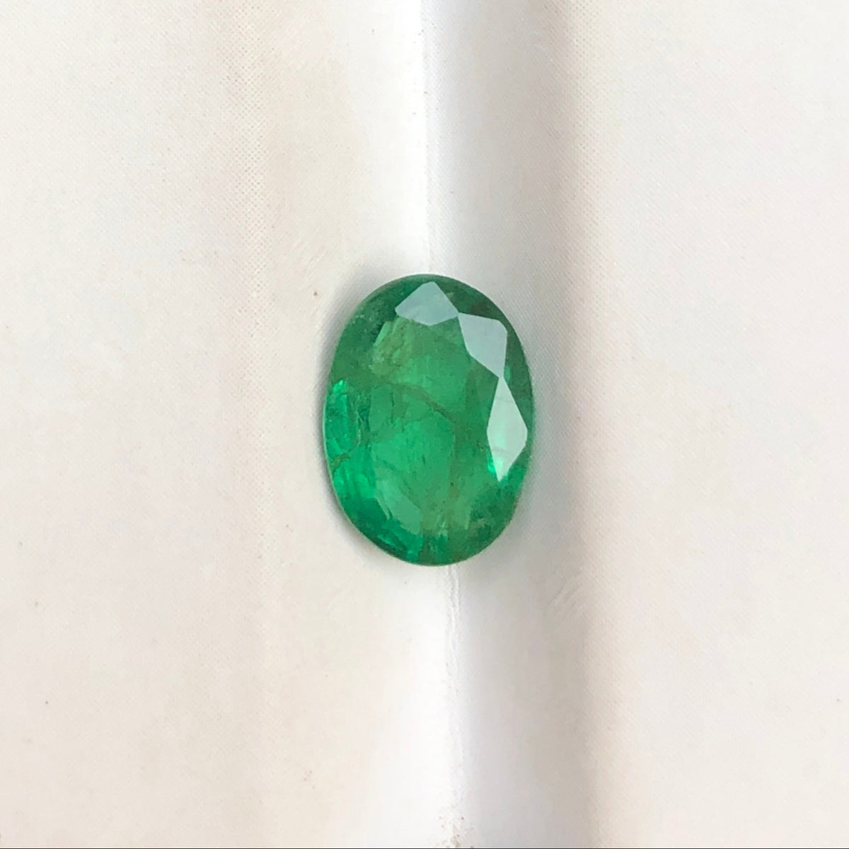 1.80ct Emerald for sale - Budh Ratna - Zamurd - Pachu Stone, Markat Mani Stone - 10x8mm