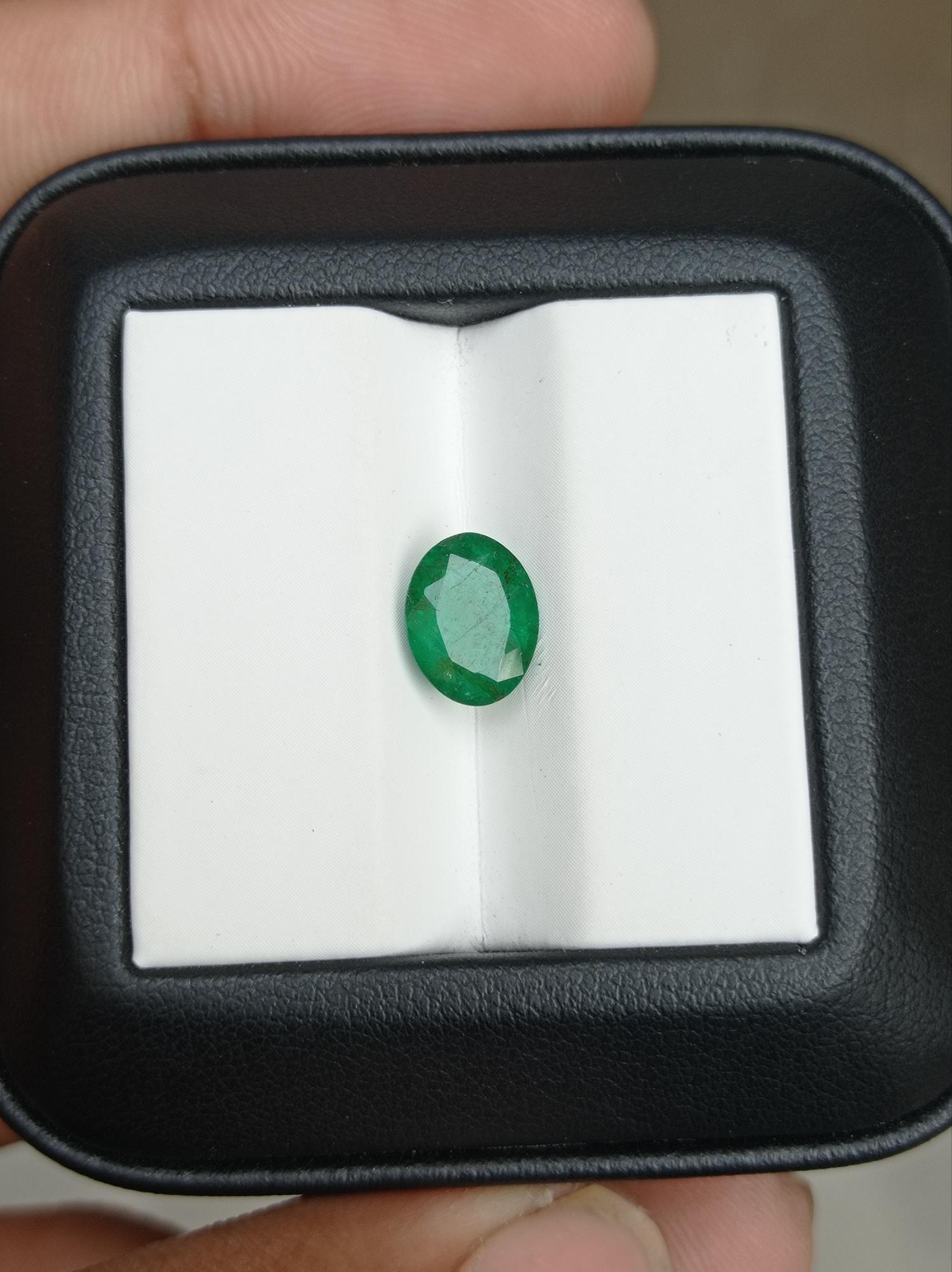 1.90ct Emerald for sale - Budh Ratna - Zamurd - Pachu Stone, Markat Mani Stone - 9.2x7x4.7mm